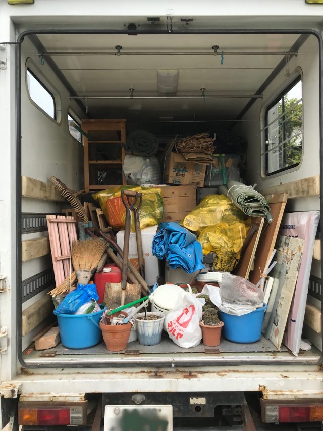 1軒分の家財道具を回収いたしました!ぐっと費用が抑えられご満足いただけました。